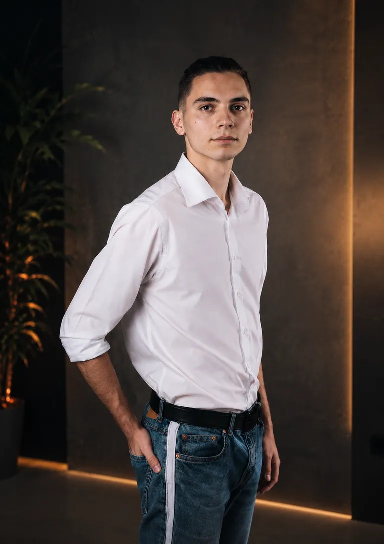 Антон Дрокін — UI/UX-дизайнер, Apricode